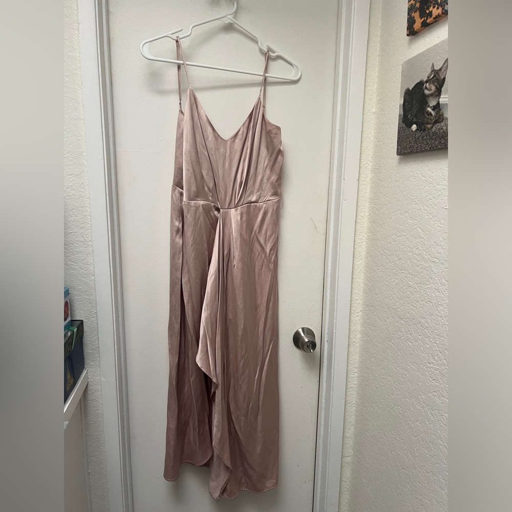 Express Satin light Pink Fress